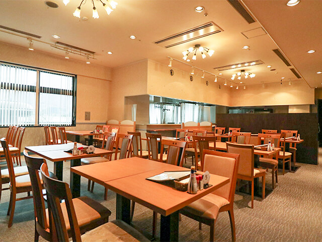 本館レストラン「かたくり」
