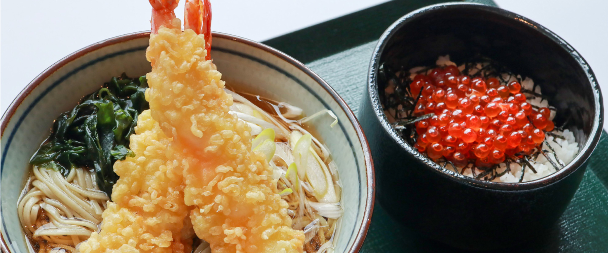 海老天そばとミニいくら丼のセット