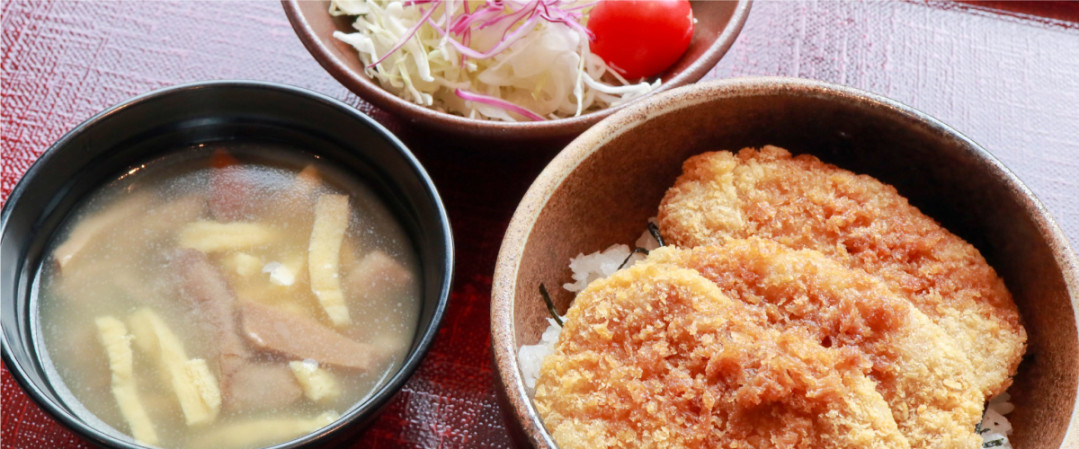 たれカツ丼（ヒレカツ3枚）