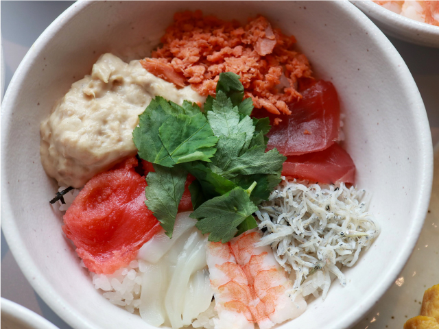 海鮮丼