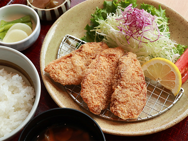 妻有ポークのヒレカツ定食